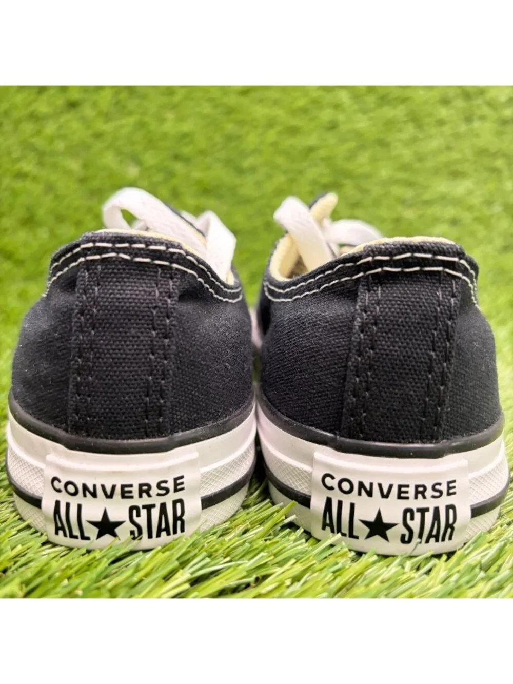 Converse Chuck Taylor All Star Low Boys Size 2Y Black Athletic Shoes Sneakers